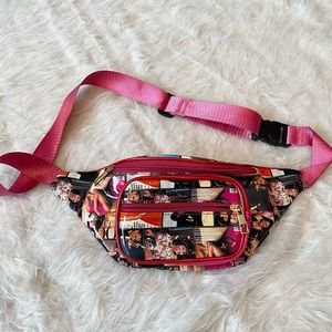 Michelle Obama magazine print Fanny pack waist bag EUC like new